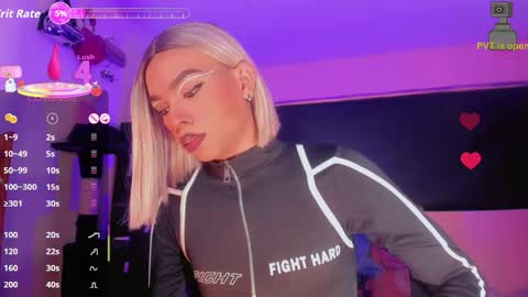 Snapshot of karoll_scoott chatting on September 19, 12:22 pm karol online show from September 19, 12:22 pm