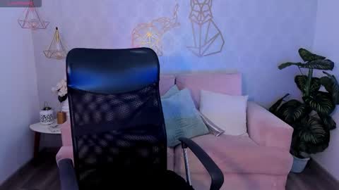 kassmonroe online show from September 16, 9:19 pm