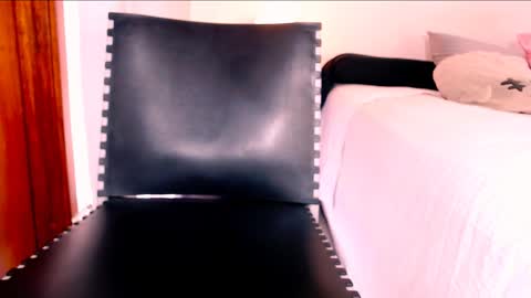 Snapshot of katalinaferreirax chatting on December 4, 5:38 pm katalinaferreirax online show from December 4, 5:38 pm
