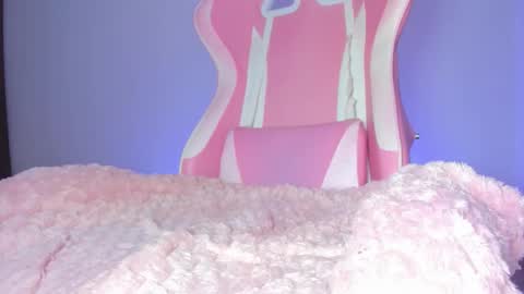 katalinaferreirax online show from February 3, 3:04 am