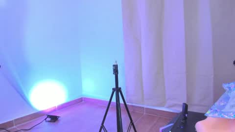 katalinaferreirax online show from April 5, 2:31 am