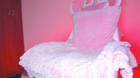 katalinaferreirax online show from April 14, 2:16 am