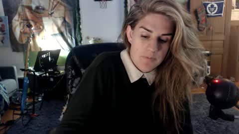 Katie online show from June 10, 5:40 am