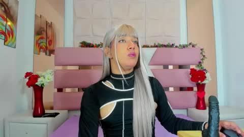 KattyJener online show from April 17, 2:36 am