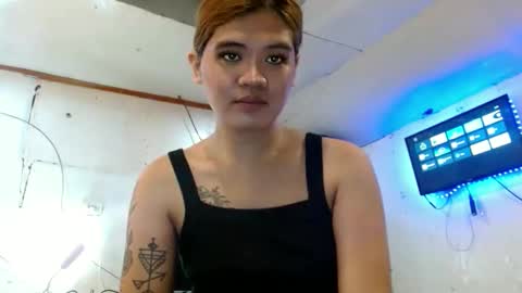 katykiat online show from May 6, 8:15 pm
