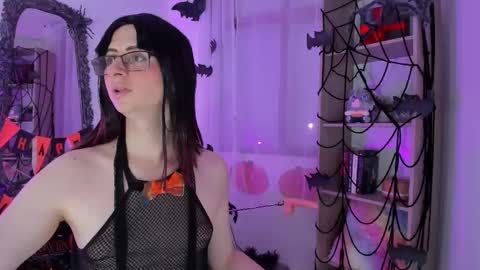 kimberly_thonson online show from November 1, 5:43 pm