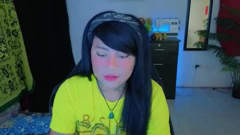 Snapshot of kimberlygati2 chatting on October 13, 2:47 am Kimberly Polizzi     online show from October 13, 2:47 am