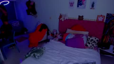 KittyChanel online show from December 19, 10:09 am