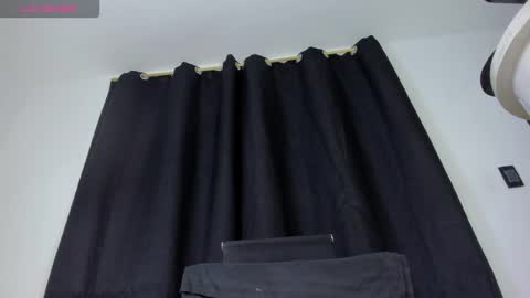 kylie_winx online show from March 24, 9:03 am