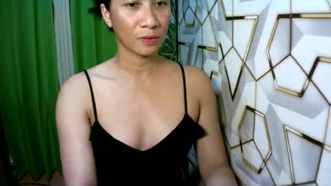 kyutshyne online show from March 29, 6:41 pm