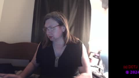 Delilah-Catherine online show from December 2, 10:40 pm