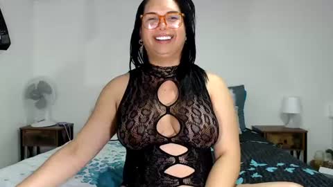 FLOR SALVAJE online show from June 19, 3:33 am