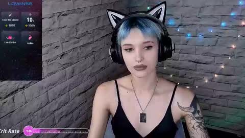 Eva online show from November 23, 1:35 pm