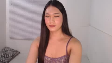 leighs_celine online show from February 1, 8:07 pm