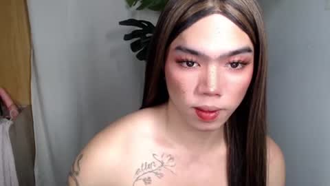 Snapshot of lenawet_0520 chatting on September 21, 2:50 am lena online show from September 21, 2:50 am