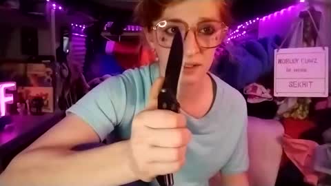 LesleyGumGrass- The Boring Trans girl online show from March 1, 7:42 am