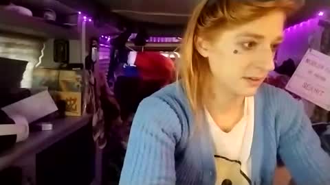 LesleyGumGrass- The Boring Trans girl online show from March 1, 6:11 pm