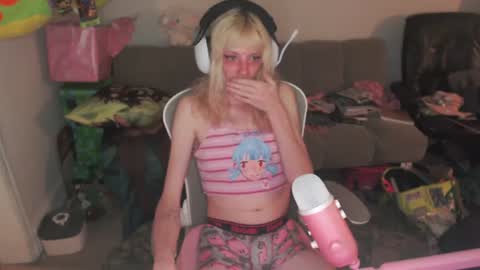lewdy booty online show from June 13, 4:01 am