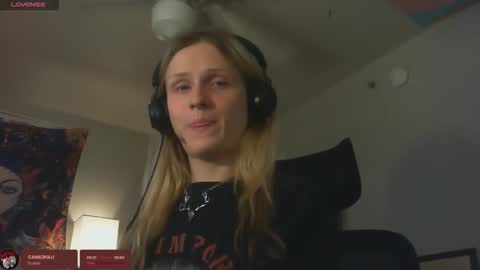 lil gemmie online show from November 25, 7:27 pm