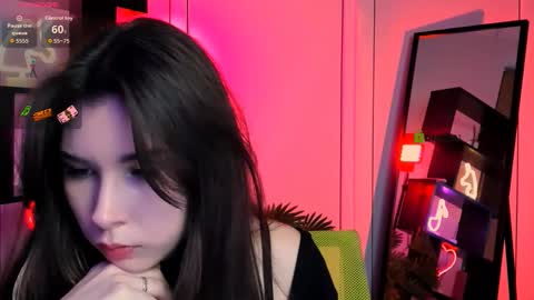 Lily online show from November 17, 1:49 am