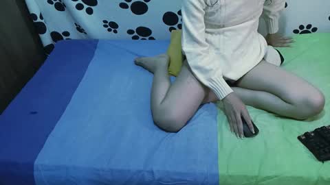 Lilyyy online show from November 23, 11:18 pm