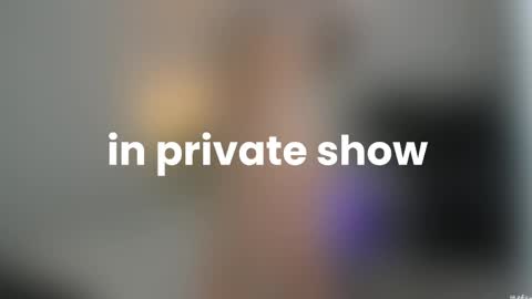 Lily Reina online show from April 1, 6:27 pm