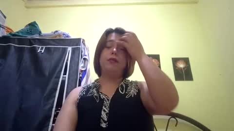 lilysette online show from August 4, 11:49 am