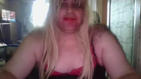 lisaundevideble online show from April 10, 11:10 pm