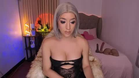 Goddess Ayumi online show from December 14, 12:55 pm