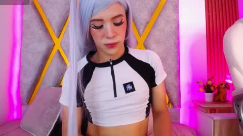 Lizza jones online show from May 30, 12:25 pm