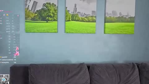 Lola online show from December 16, 8:25 pm