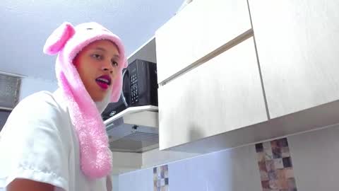 lorenzo_rossii online show from March 27, 1:53 am