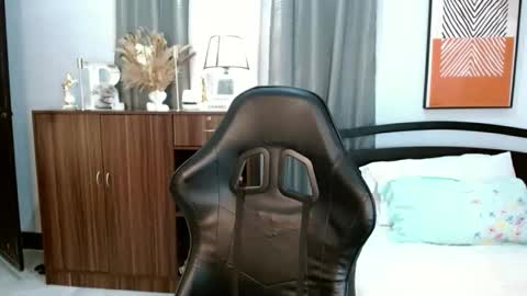 Los online show from November 15, 8:34 am