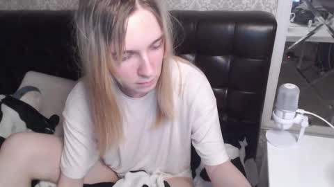 Veronica online show from November 10, 2:34 am