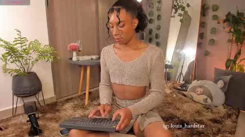 Louis Valdz online show from March 13, 11:19 pm