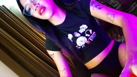 Seren online show from October 25, 12:55 pm