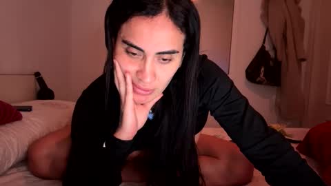 Luisa Monsters online show from November 19, 11:16 pm
