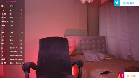 Littl online show from April 11, 3:45 am