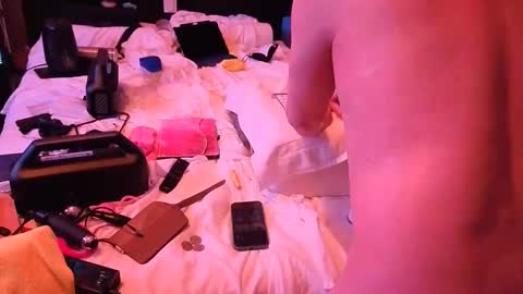 mac1119 online show from November 15, 3:04 am