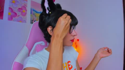 Madeline  online show from March 30, 5:19 am