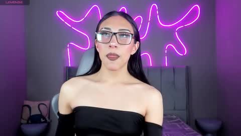 madison_rey__ online show from November 21, 2:07 pm