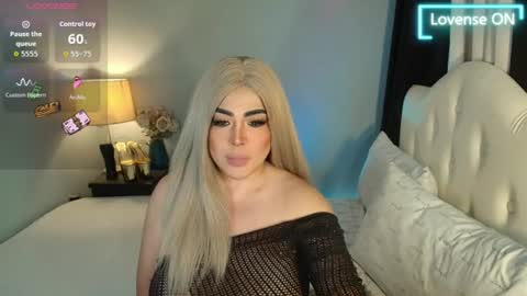 majestydannaxx online show from July 6, 5:03 am