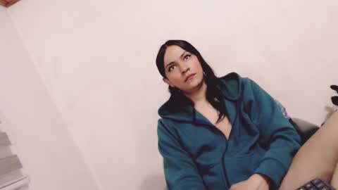 Mariapau online show from November 7, 3:01 pm