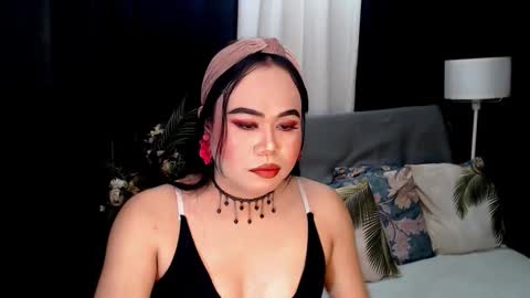 LEAH online show from October 24, 10:09 am