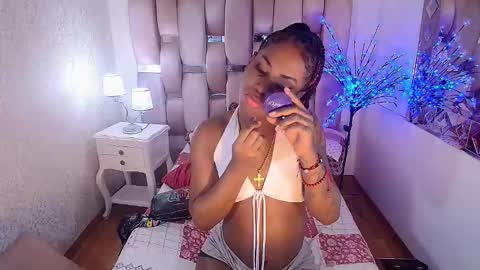 Nathaly online show from December 14, 2:23 pm