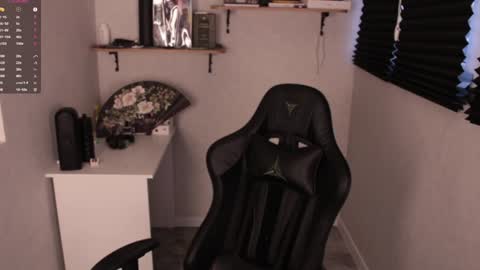 Mark online show from February 5, 2:26 pm