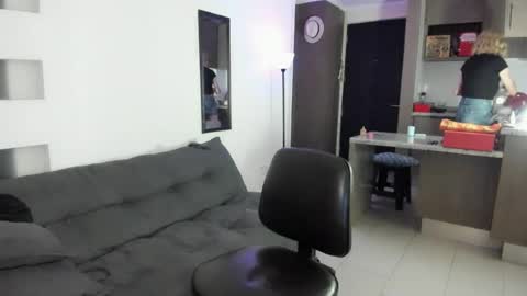 marla85 online show from July 1, 2:01 am