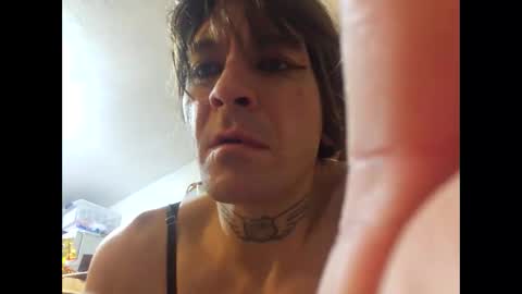 mattietgurl online show from February 19, 12:00 pm