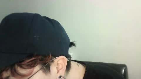 Megan and sophi online show from March 4, 7:51 am