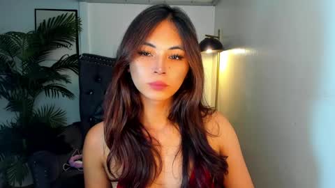 meiluxe online show from May 26, 5:21 pm